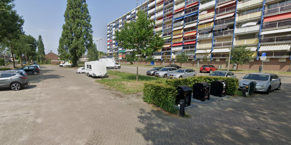 Foto: Steekpartij Cremerstraat Harderwijk, politie zoekt getuigen
