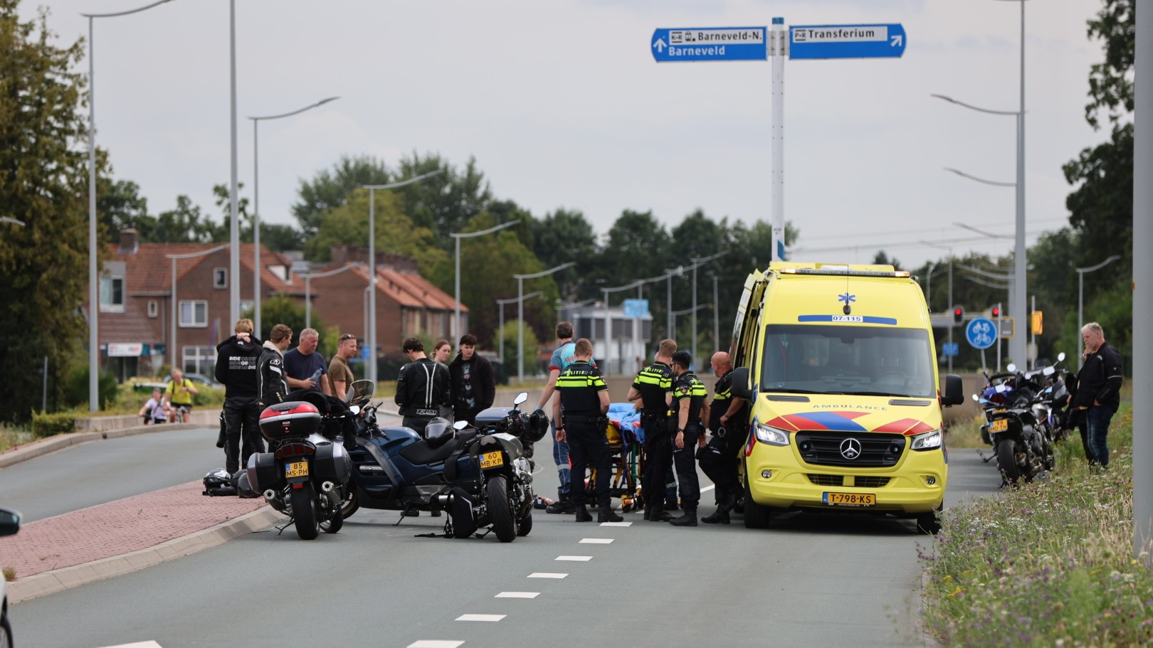 Foto: Motorrijder zwaargewond na botsing