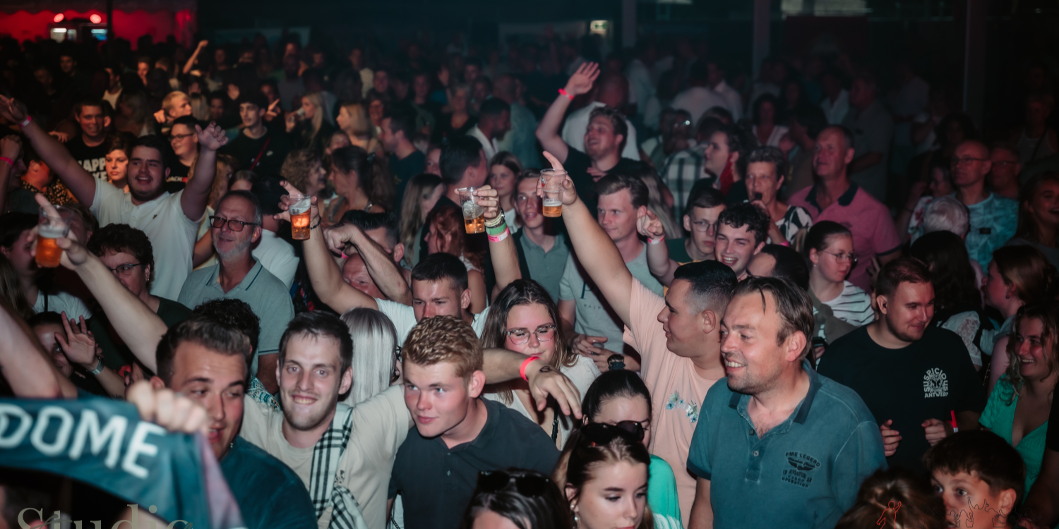 Foto: Veluwade staat voor de deur: vier dagen feest en voetbal in Hierden