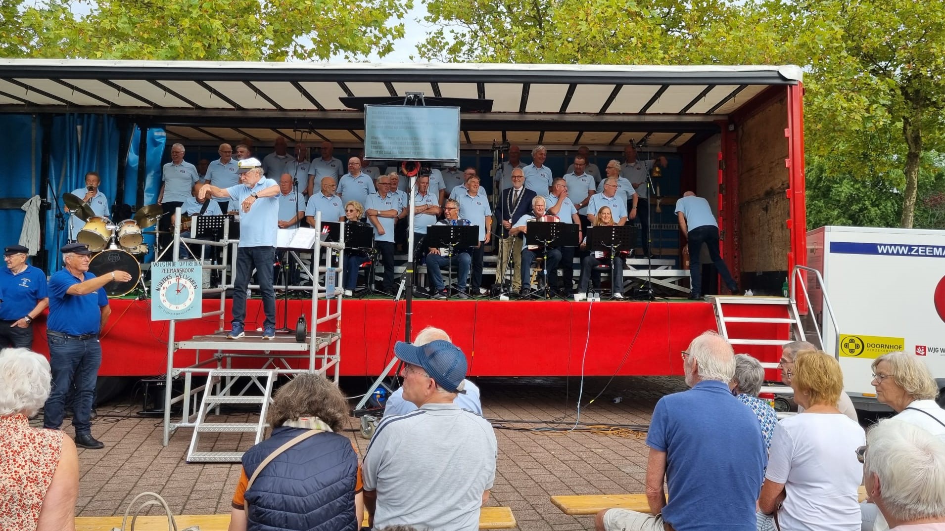 Foto: Foto's: Nijkerkse haven in het teken van Sleepbootdagen