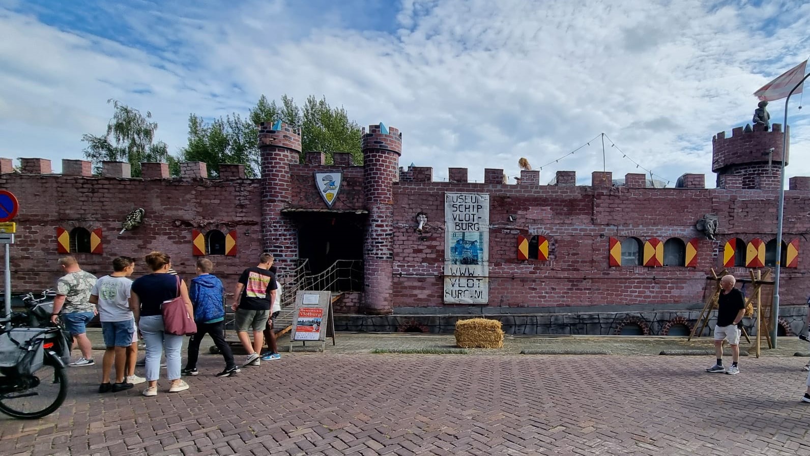 Foto: Foto's: Nijkerkse haven in het teken van Sleepbootdagen