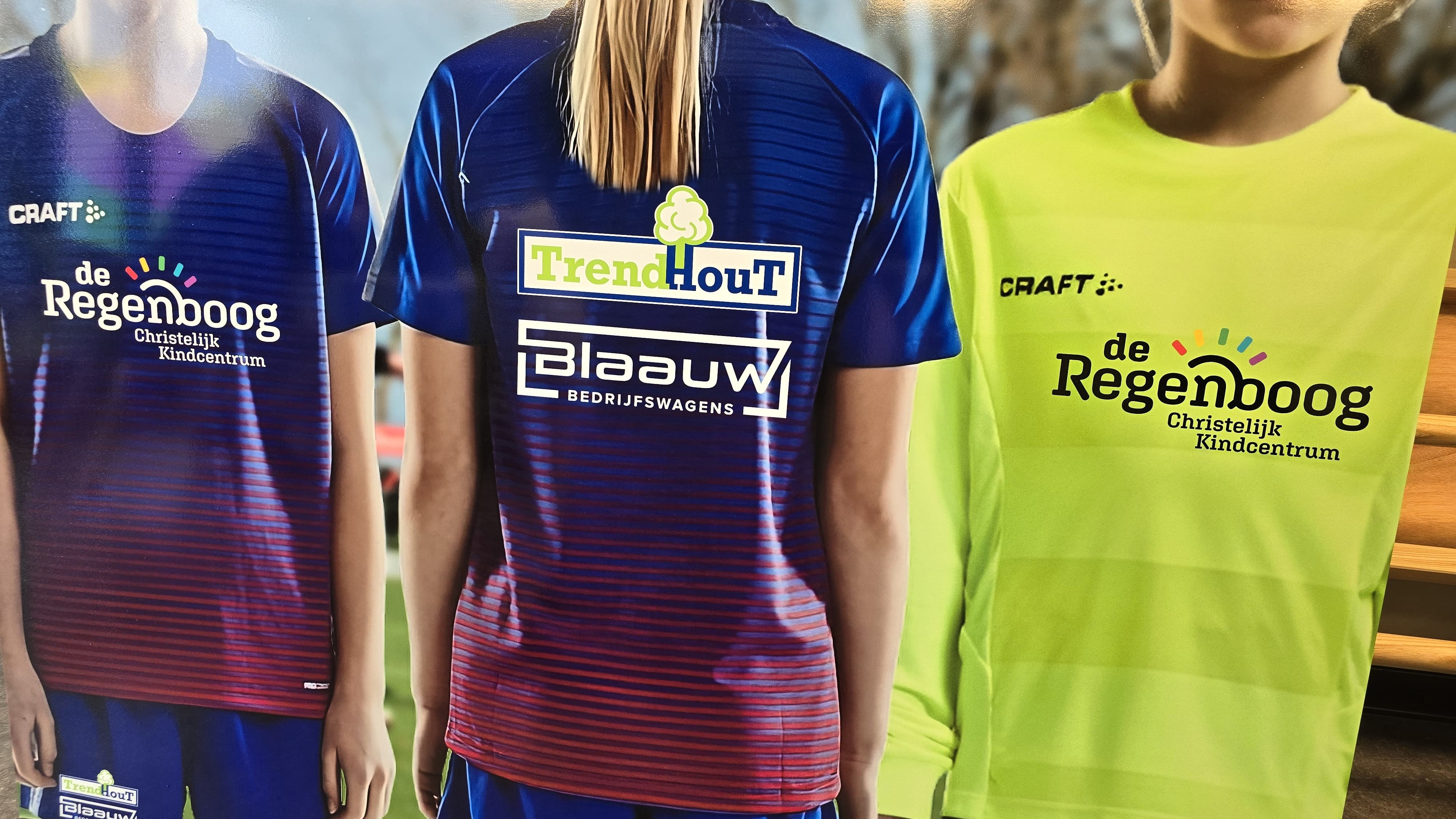 Foto: VIDEO: Nieuwe Regenboogschool in Oldebroek officieel geopend: ‘Een echte aanwinst voor Oldebroek’