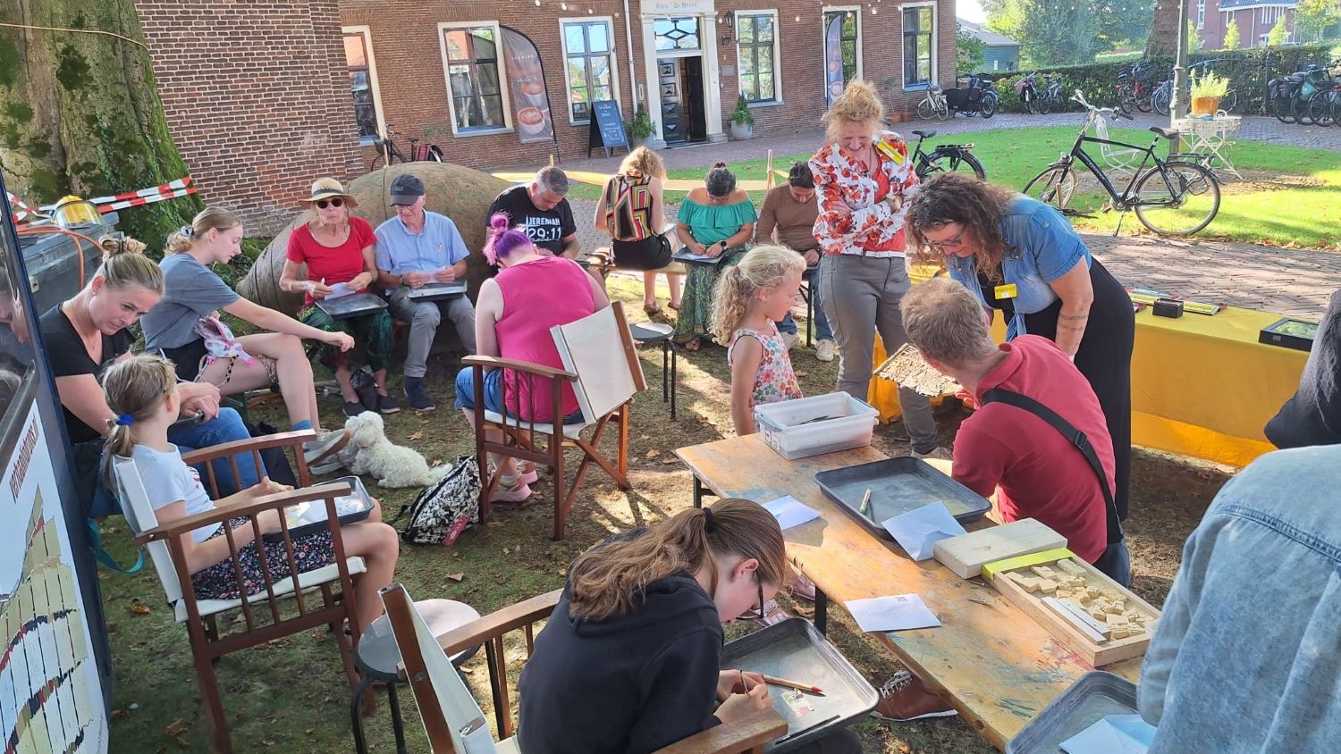 Foto: Bijna 300 bezoekers nemen een kijkje bij Nijkerkse foodbedrijven