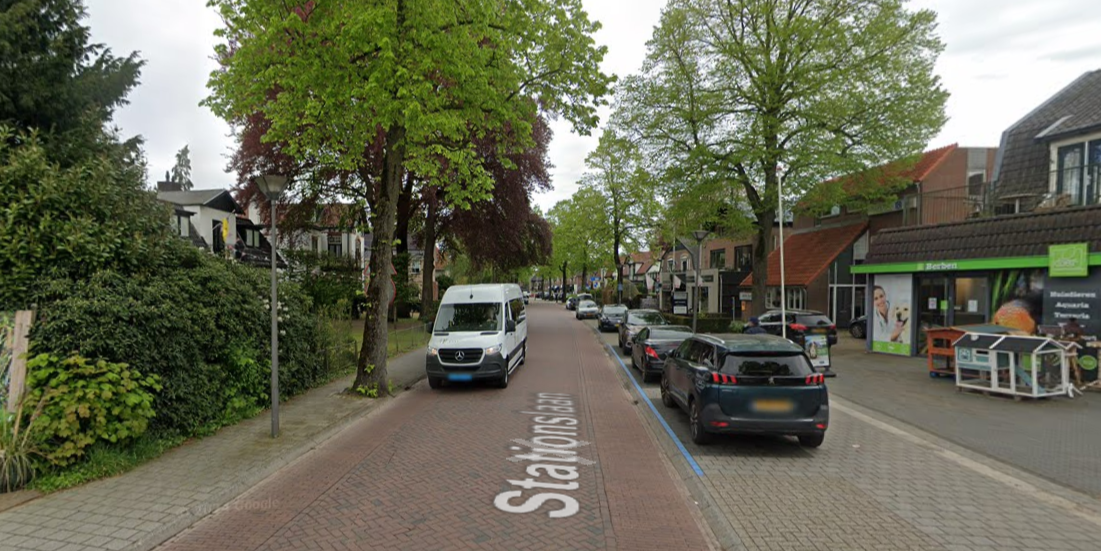 Foto: Zorgen over toegankelijkheid Stationslaan, gemeente onderneemt gedeeltelijk actie