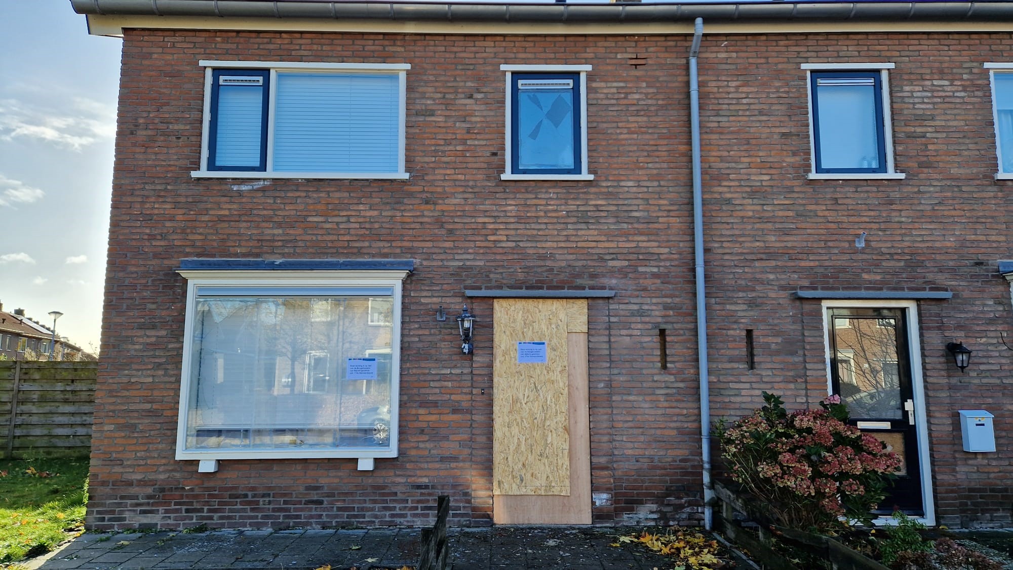 Foto: Explosies Nijkerk: derde verdachte aangehouden