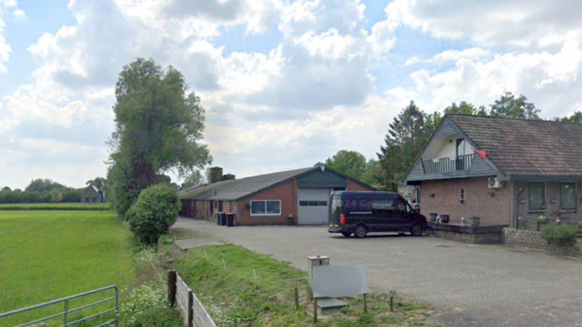 Drie man vast na politie-inval in Kootwijkerbroek