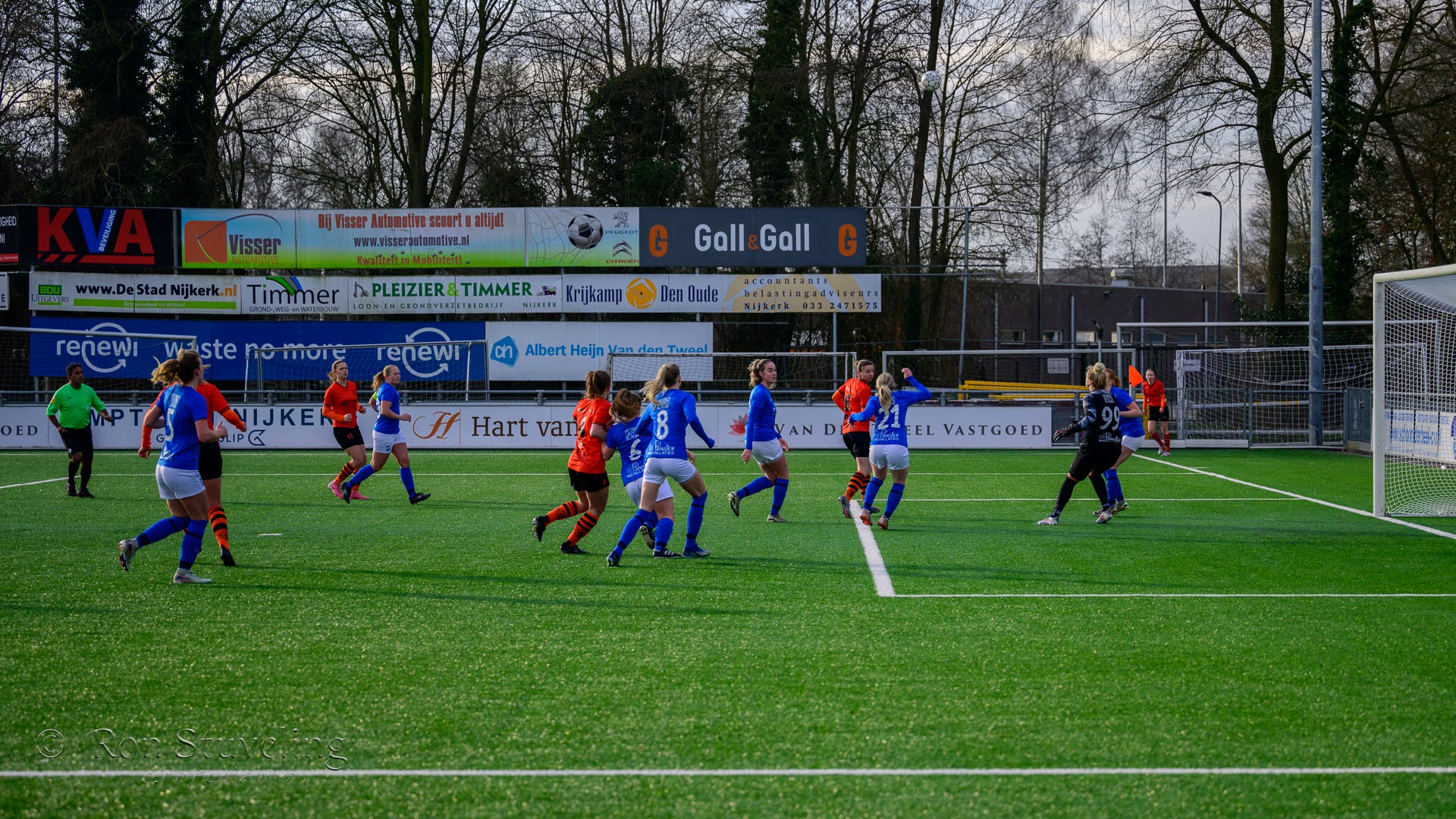 Foto: Sparta Nijkerk VR1 wint derby van SDC Putten