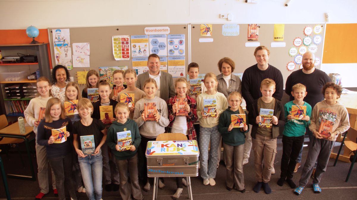 Foto: Basisschoolleerlingen krijgen les over armoede 