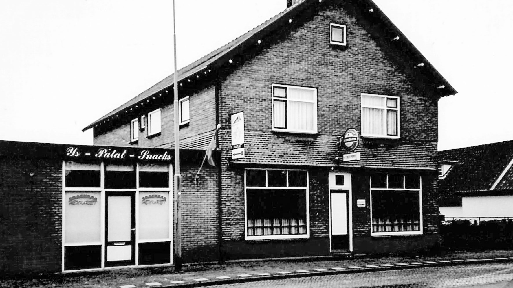 Foto: Nel Veerman en Café ’t Trefpunt vereeuwigd in nieuwe straatnamen Putten
