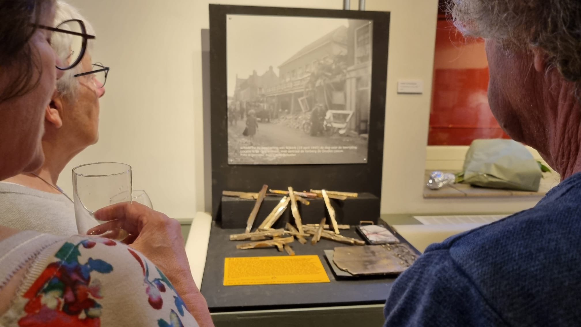 Foto: Lokale kunstenaars tonen werk over vrijheid in Museum Nijkerk