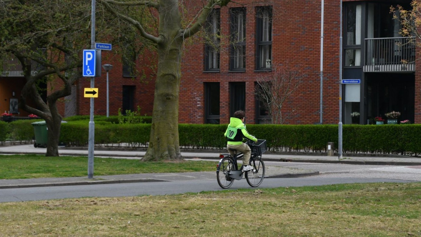 Foto: Hoevelakense basisschoolleerlingen doen verkeersexamen