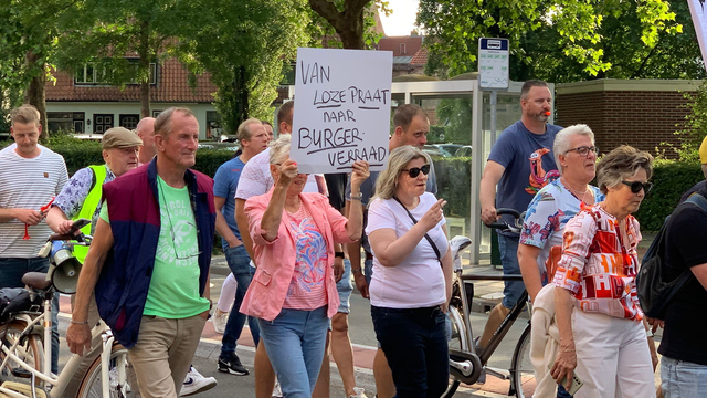 Foto: Politici beloven ‘geen azc’, maar dit gebeurt er als een gemeente weigert