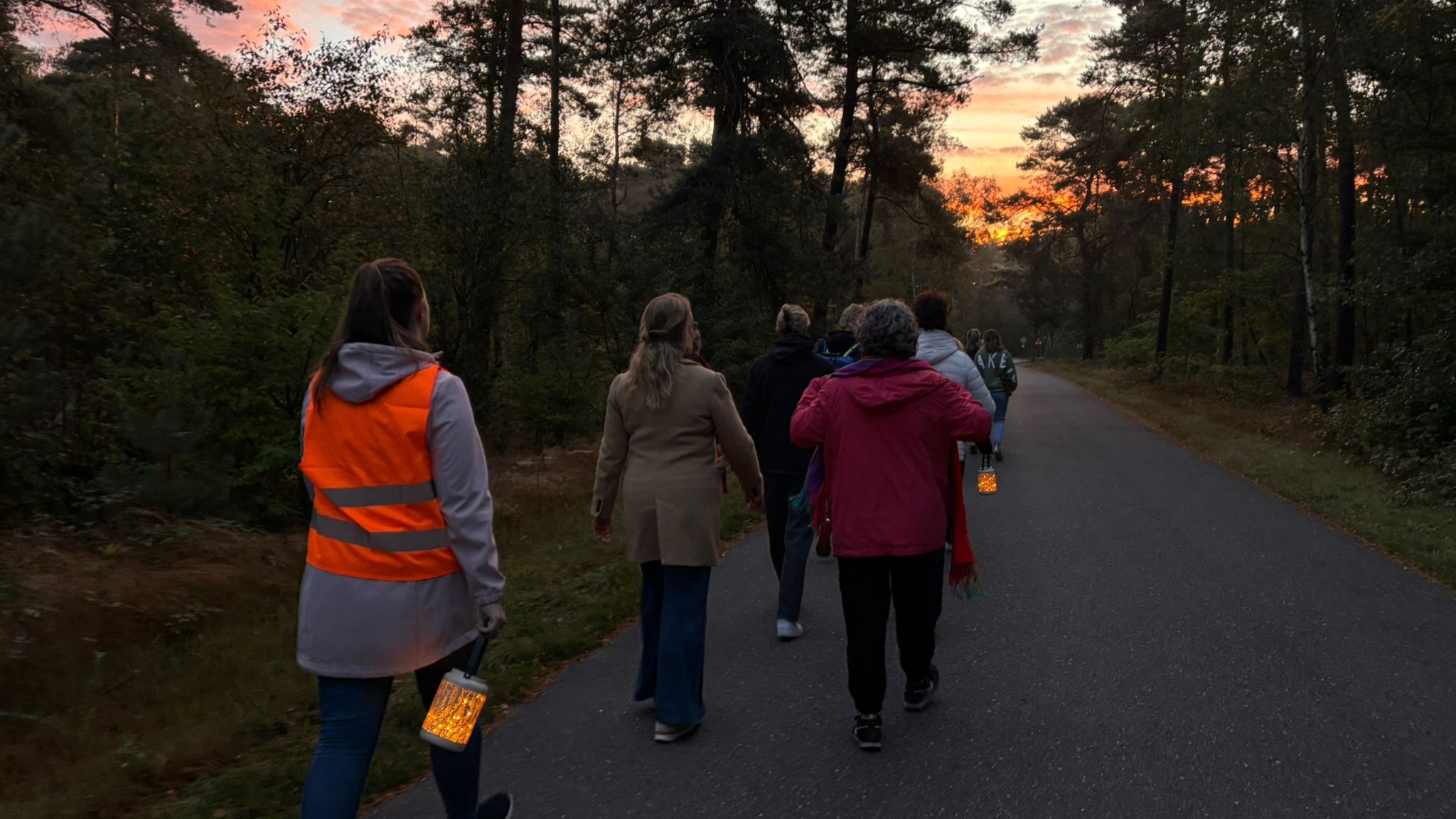 Foto: Voor Anneke was het leven donker, nu loopt ze voor suïcidepreventie