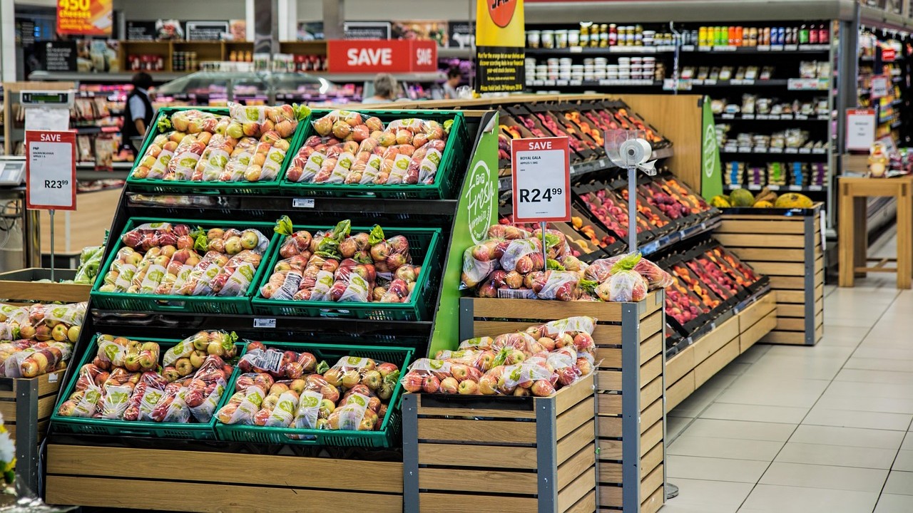 Foto: Puttense supermarkten willen open op zondagmiddag: 'Consumentengedrag is veranderd'