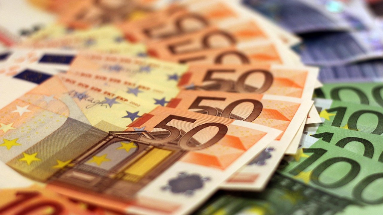 Foto: Twee mannen uit Harderwijk en Ermelo aangehouden voor grootschalige fraude en witwassen