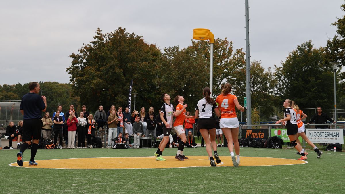 Foto: Kampioenschap Sparta/Djops glipt uit handen in slotseconden