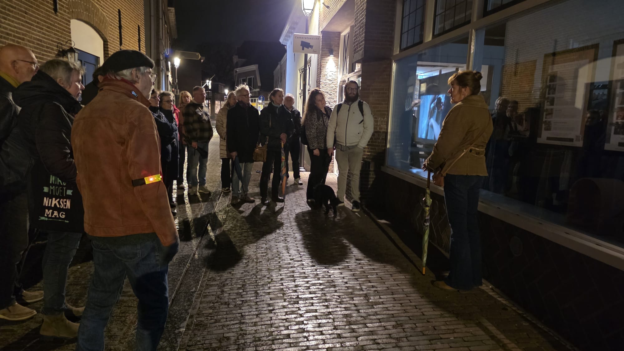 Foto: Kunstfilmpjes te zien in winkelstraten Nijkerk tijdens KunstLicht