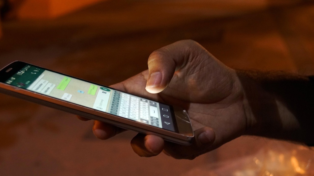 Foto: Rotterdammer aangehouden voor sexting met minderjarige uit Harderwijk