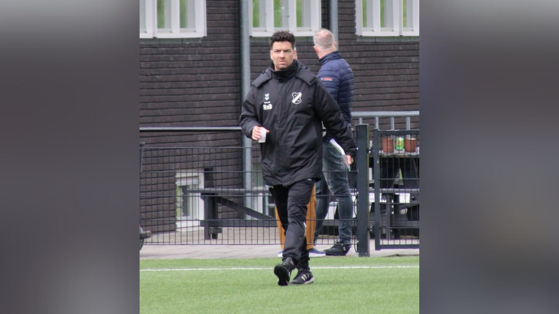 Foto: Sc Hoevelaken stopt samenwerking met hoofdtrainer Van Diermen na 'vertrouwensbreuk'