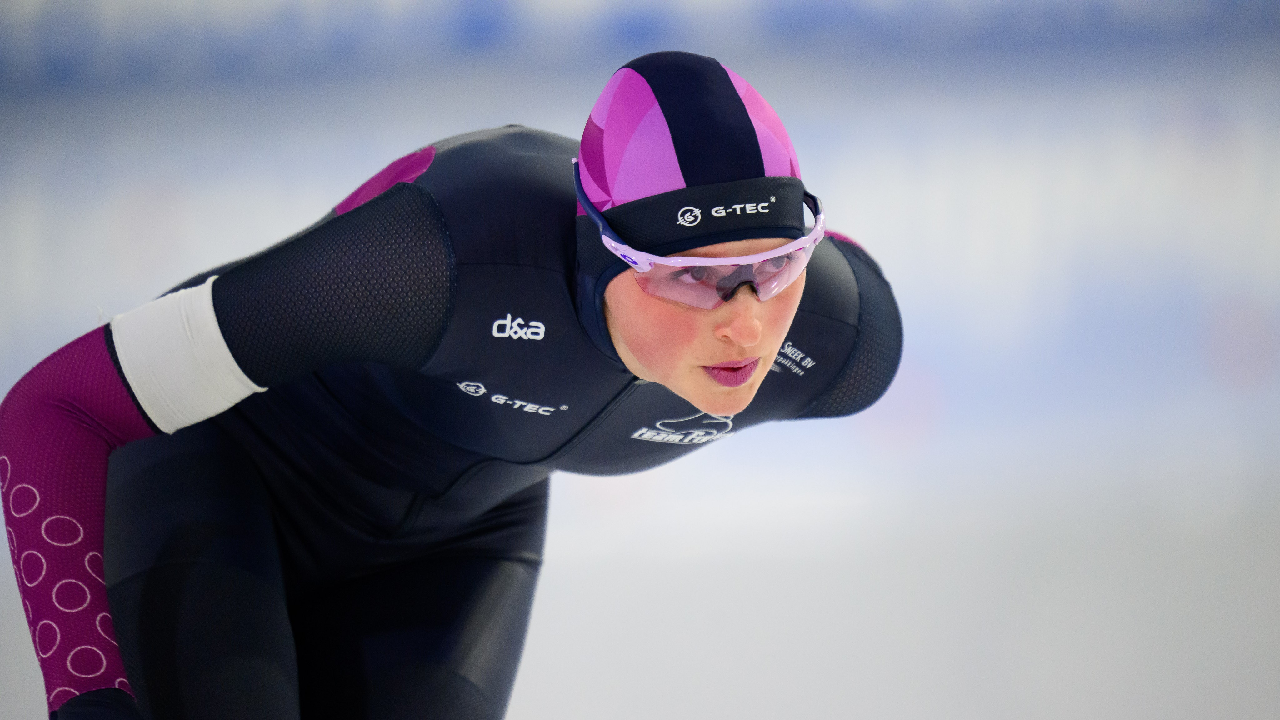 Foto: Tosca Mulder staat voor het eerst op NK Allround: ‘Dit smaakt naar meer’
