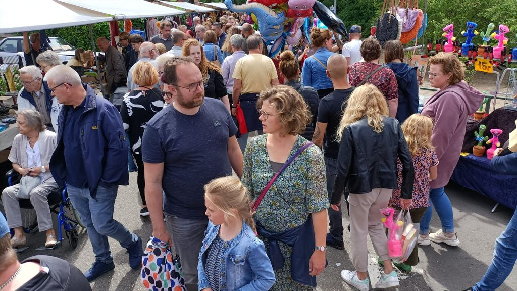 Foto: Hemelvaartsmarkt op ’t Harde trekt duizenden bezoekers