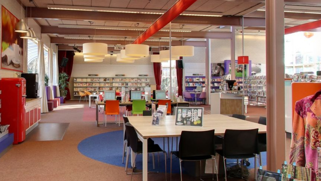 Foto: Zondagmiddagpodium met Christmas Nel op zondag 11 december in de Bibliotheek in Nijkerk