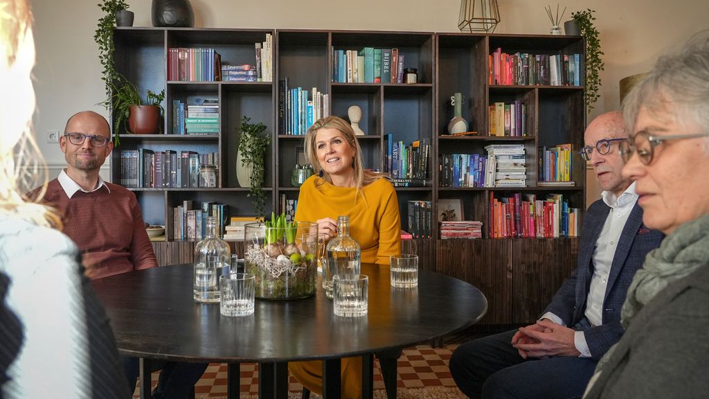Foto: Koningin bezoekt Nijkerk in kader van armoedeproblematiek