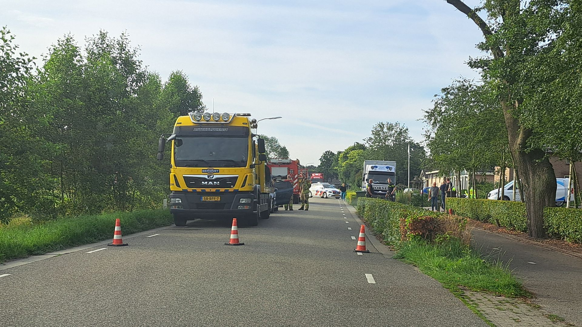 Foto: Autobrand in Terschuur