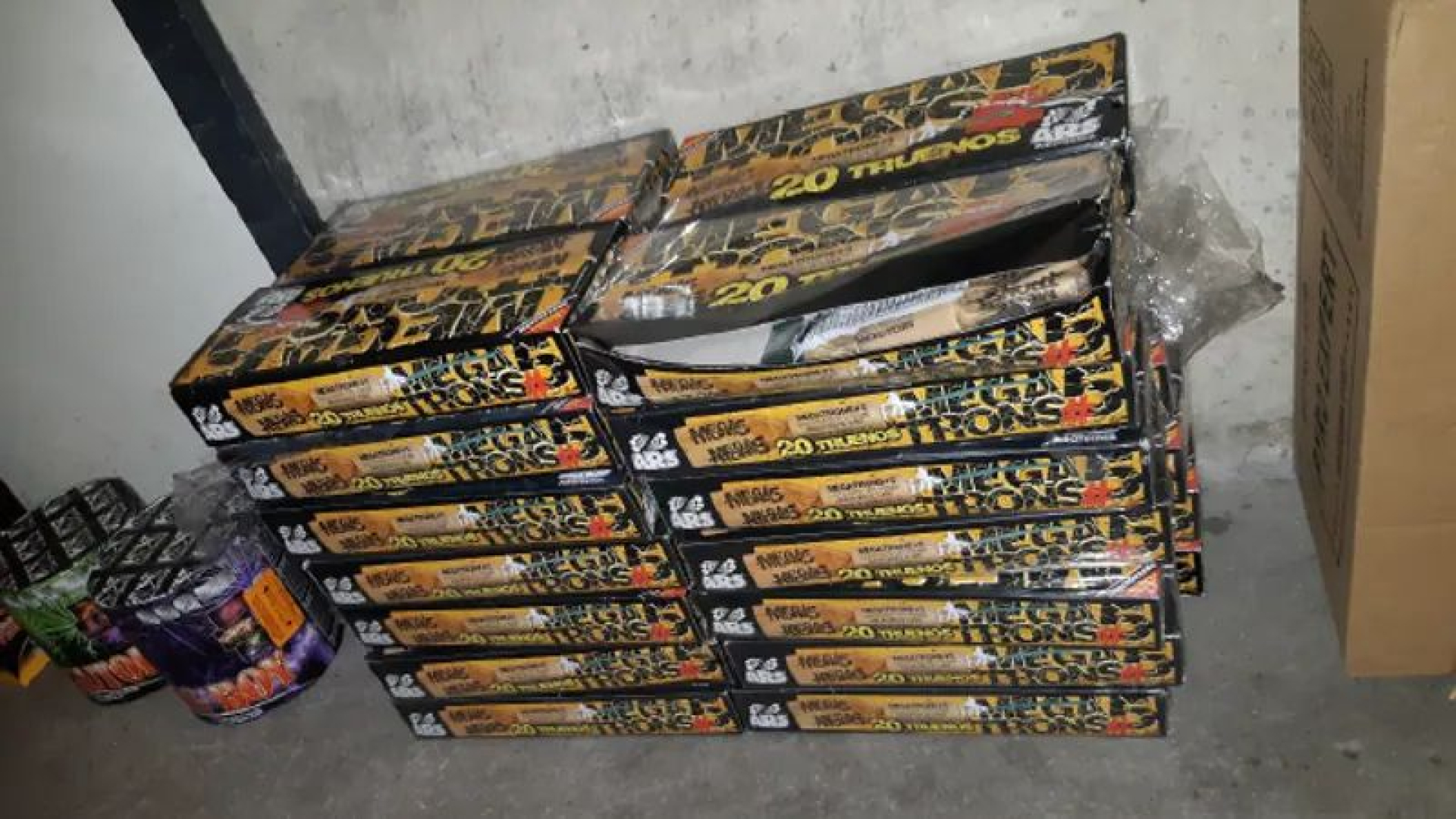 Foto: Schakel de politie in bij vermoedens over zwaar vuurwerk