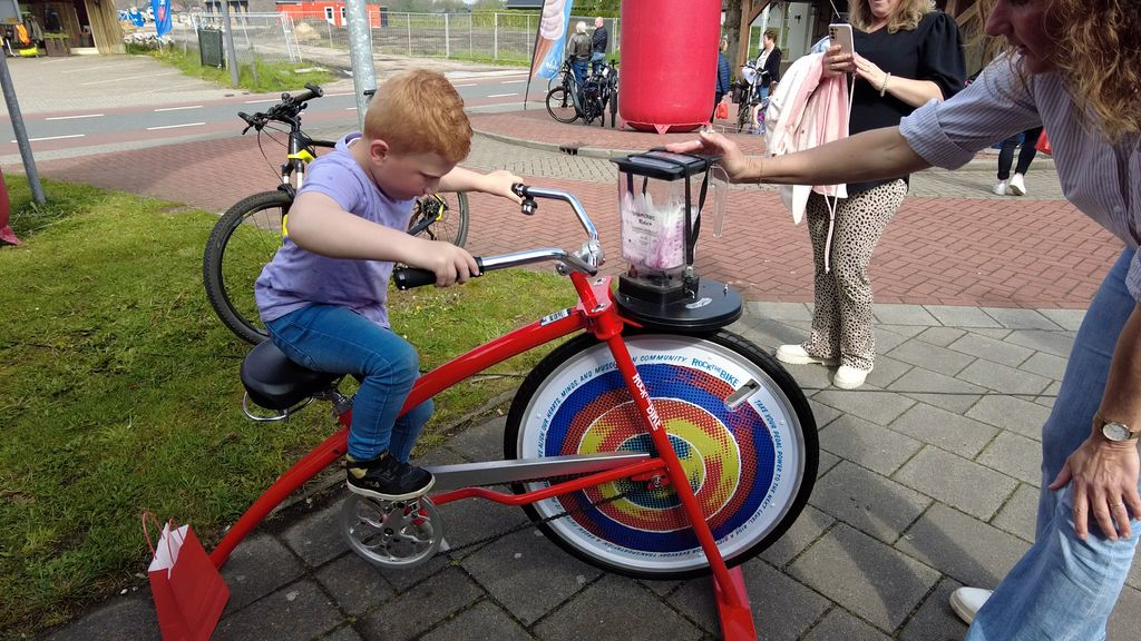 Foto: Sportieve Fietsdag in Elspeet georganiseerd door VVV Nunspeet