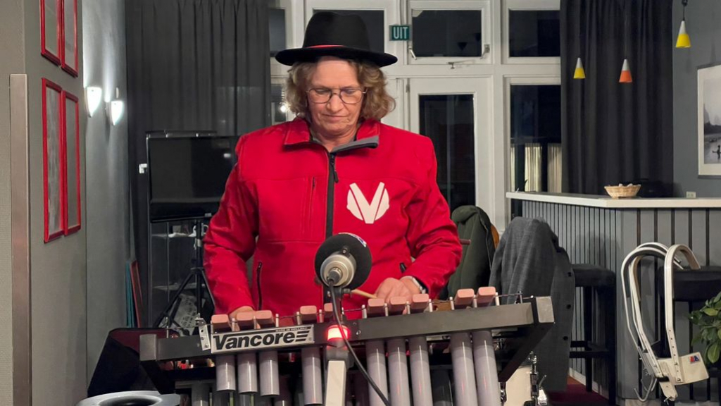 Muziekvereniging de Voortzetters was te gast bij A1 Radio.
