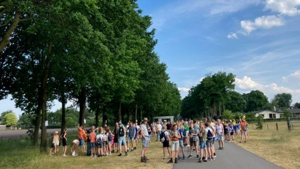 Foto: Warme start avond4daagse Elspeet