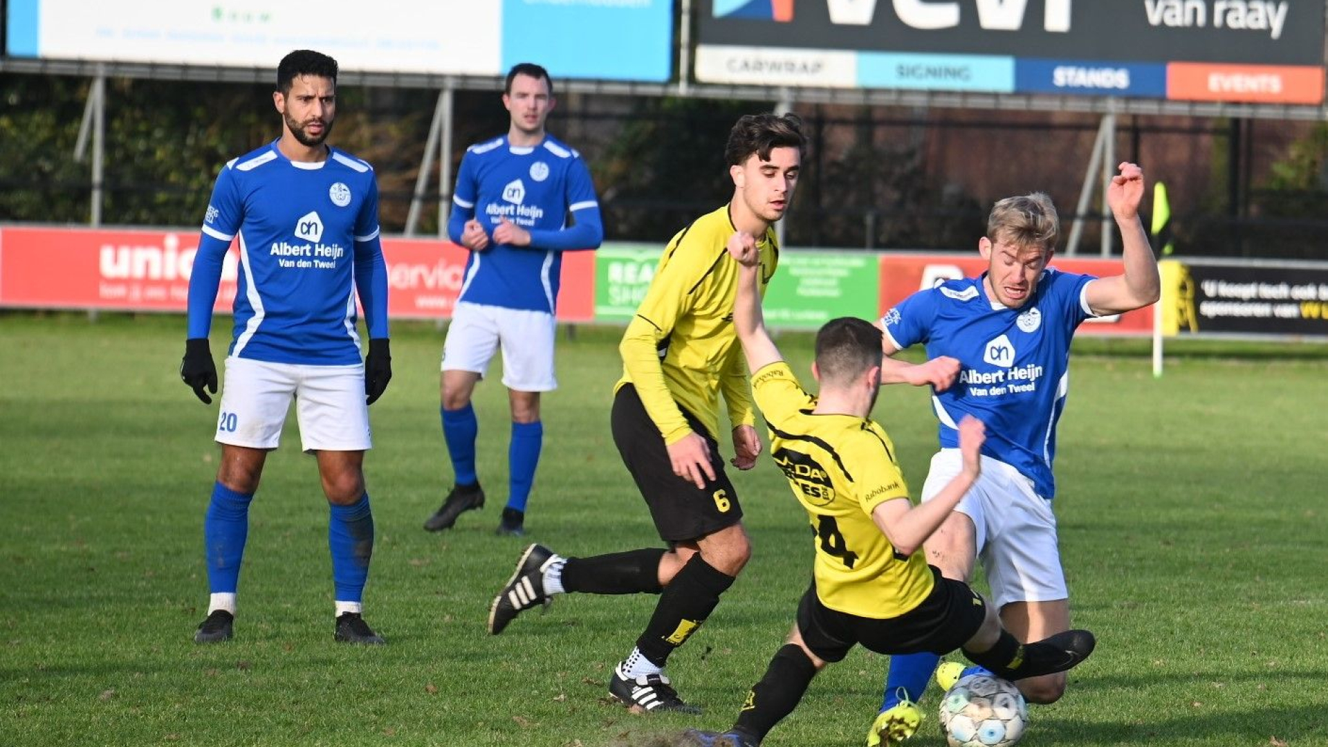 Foto: Vechtlust Lunteren doet Veensche Boys bijna de das om