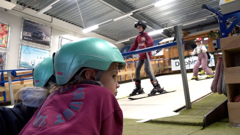 Foto: Topdrukte bij Gelderse skischolen: 'Krijgen ontzettend veel aanvragen'