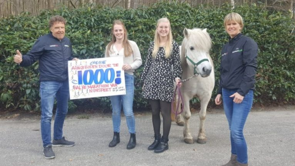 Foto: Halve marathon brengt 1000 euro op voor Stichting ‘Grip Op Je Leven’