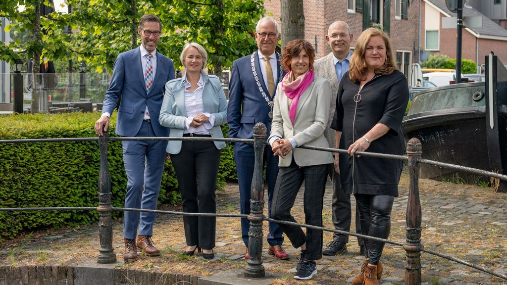 Foto: College presenteert ontwikkelagenda 2023-2026 aan de gemeenteraad van Nijkerk