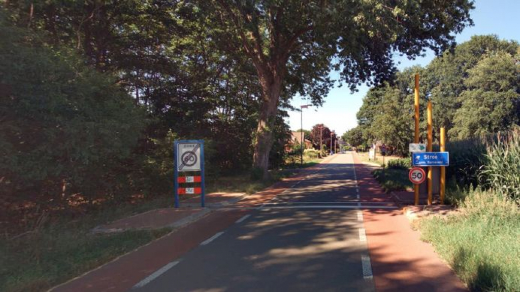 Foto: Gemeente voert onderhoud uit in Stroe