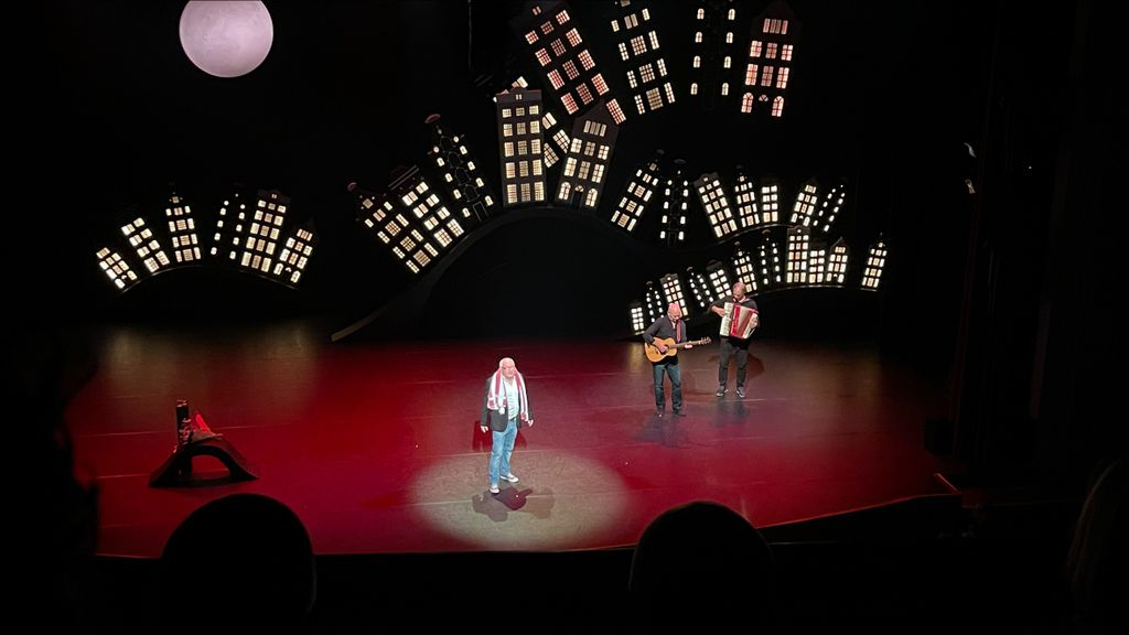 Foto: 'De laatste Ronde ' van Youp van het Hek in Barneveld