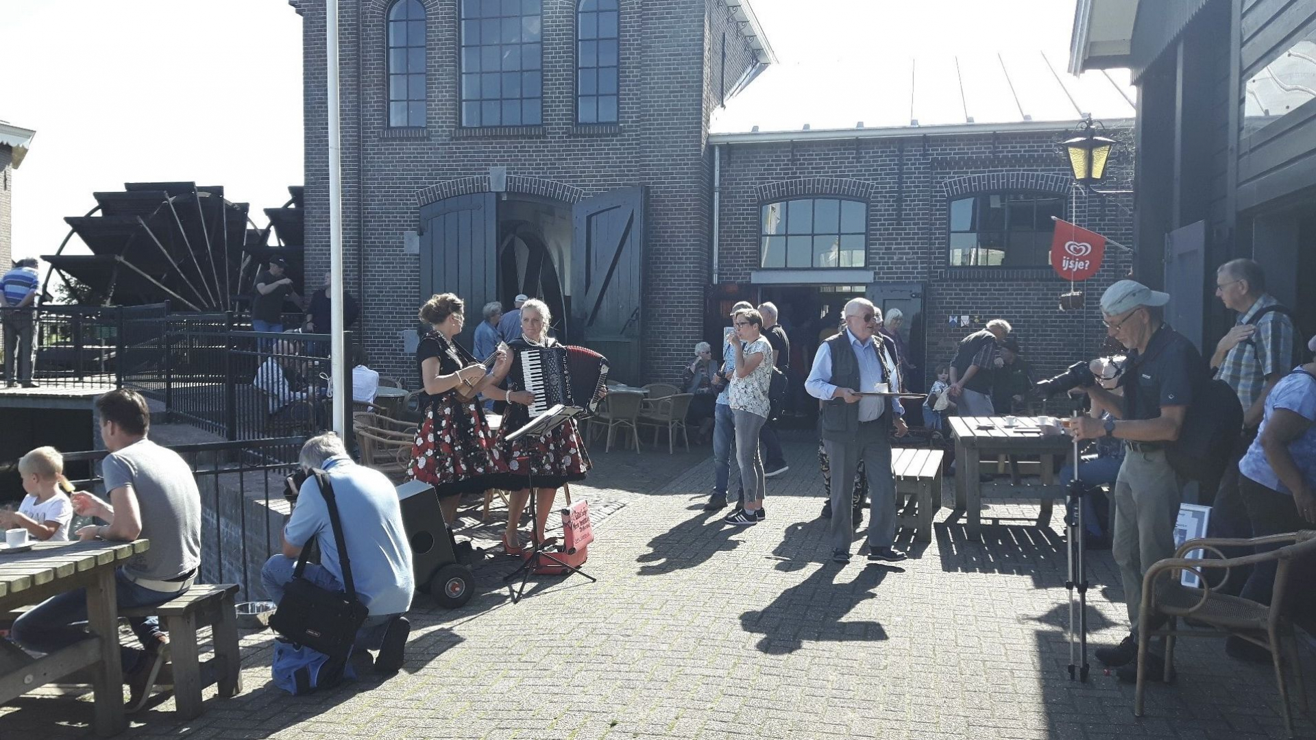 Foto: Oude ambachten in polder Arkemheen