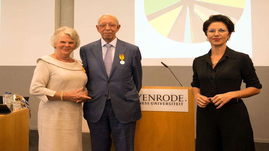 Foto: Museummedaille voor echtpaar De Heus-Zomer