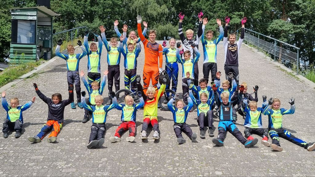 Foto: Alle seinen op groen voor nieuwe baan fietscrossclub De Volharding