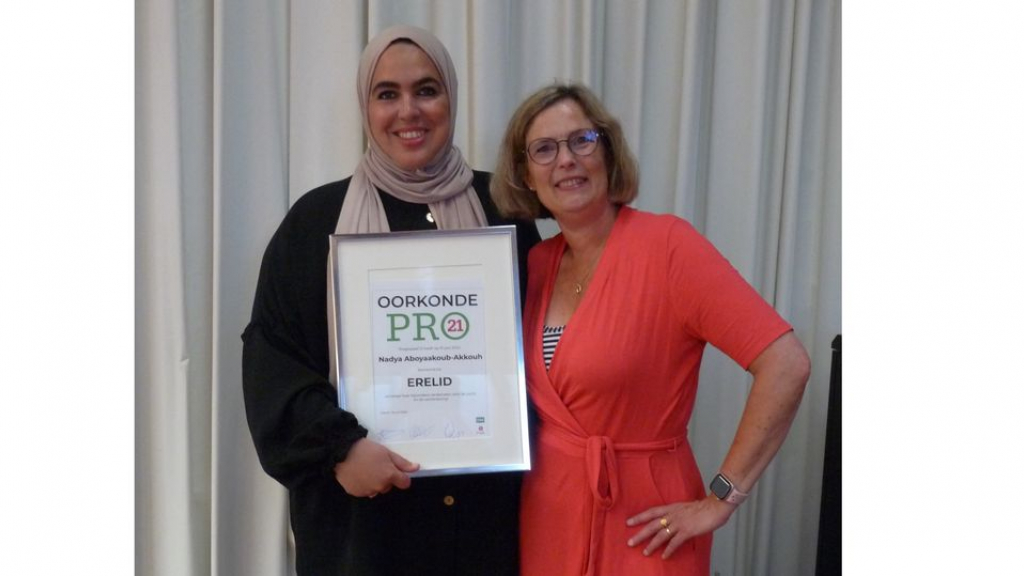 Foto: Nadya Aboyaakoub benoemd tot erelid van PRO21