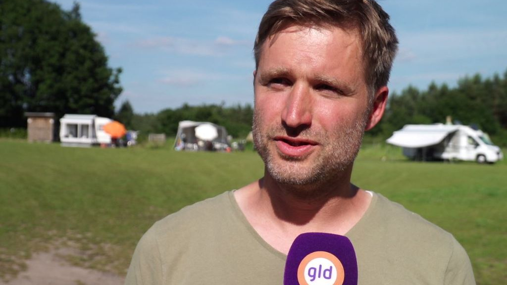Foto: Henk gooit zijn camping open voor boze boeren
