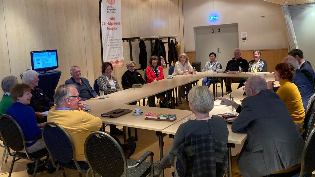 Foto: College op werkbezoek in Hoevelaken