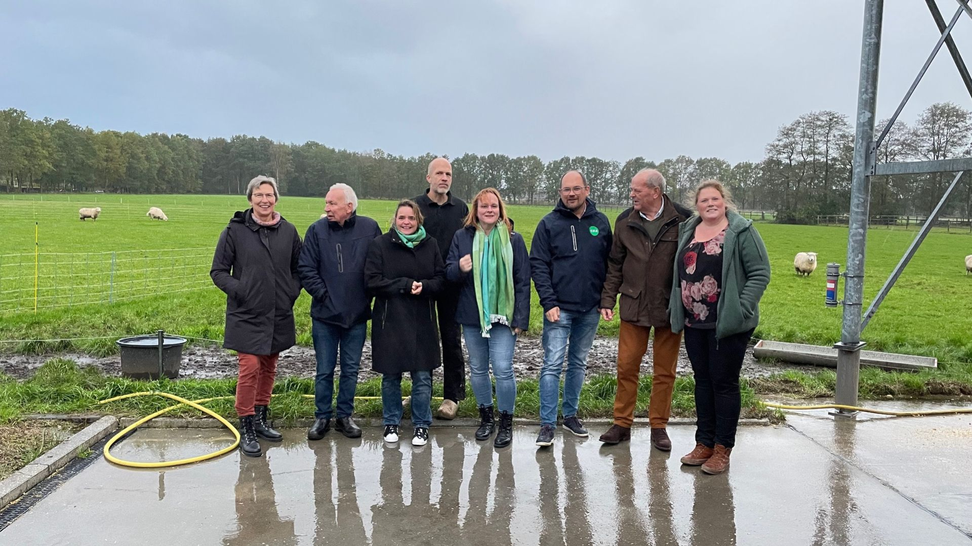 Foto: CDA Kamerlid Vedder op werkbezoek over wolf