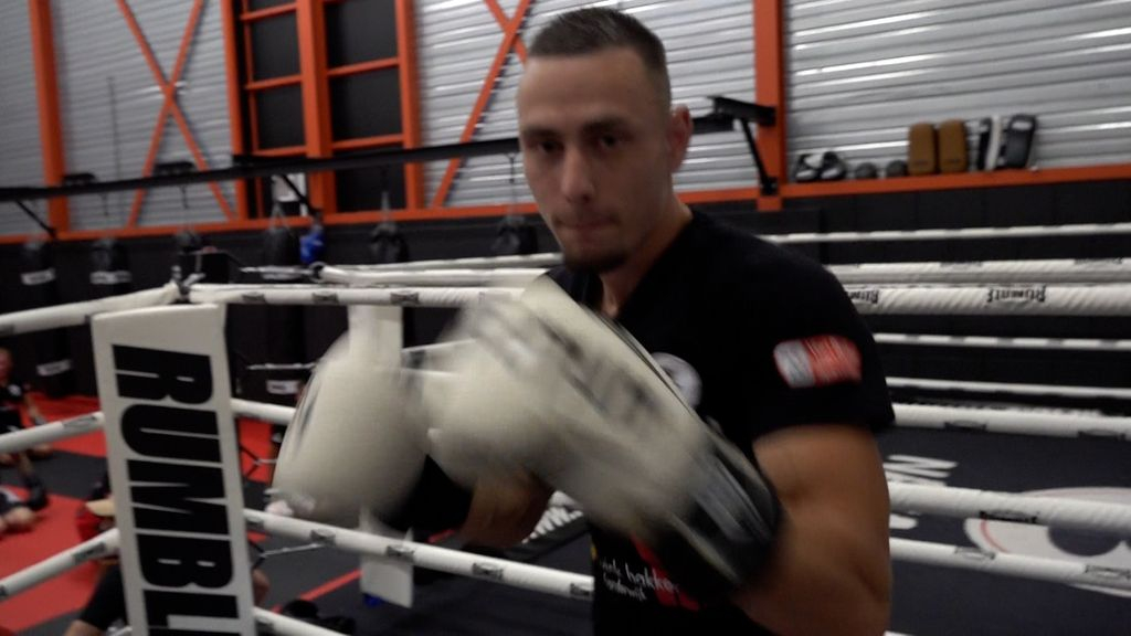 Foto: Nieuwe Rico Verhoeven komt uit Nunspeet; 27-jarige Maik traint zich suf