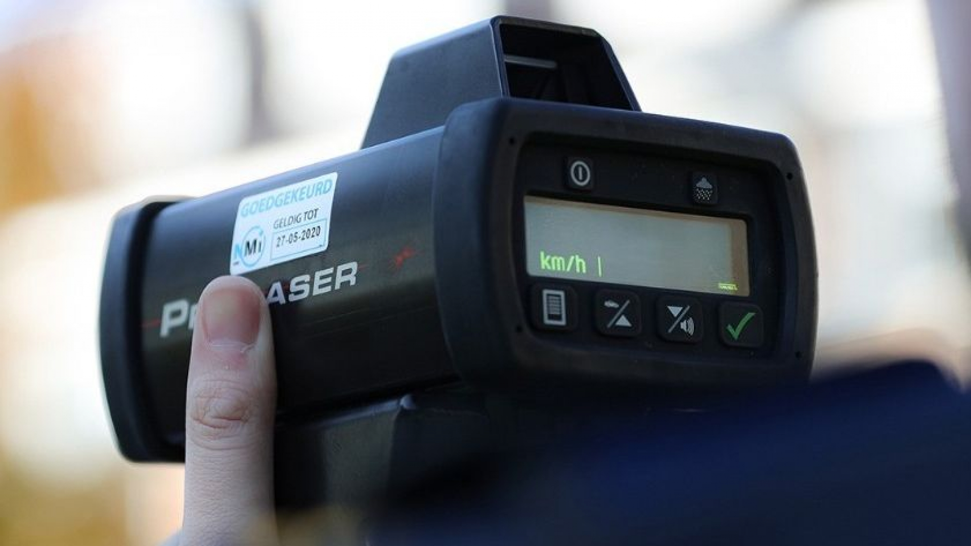 Foto: Roekeloze motorrijder verliest rijbewijs na achtervolging