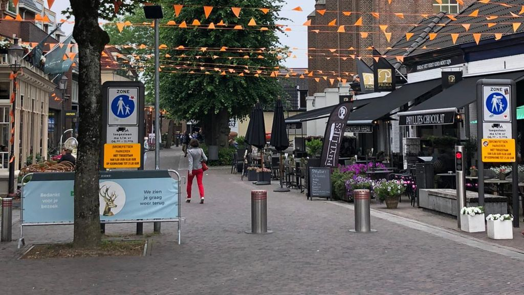 Foto: Extra inzet in het centrum deze zomer voor naleven coronaregels