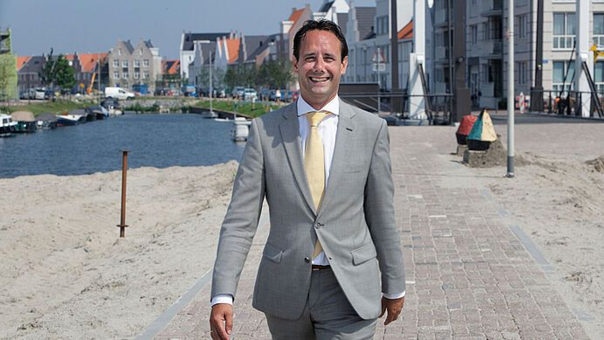 Foto: Harderwijkers welkom bij afscheidsreceptie burgemeester