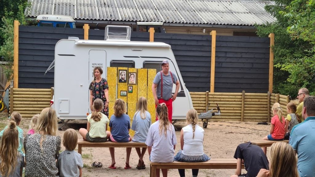 Foto: Opera op de camping: 'Echt anders, maar ook super grappig'